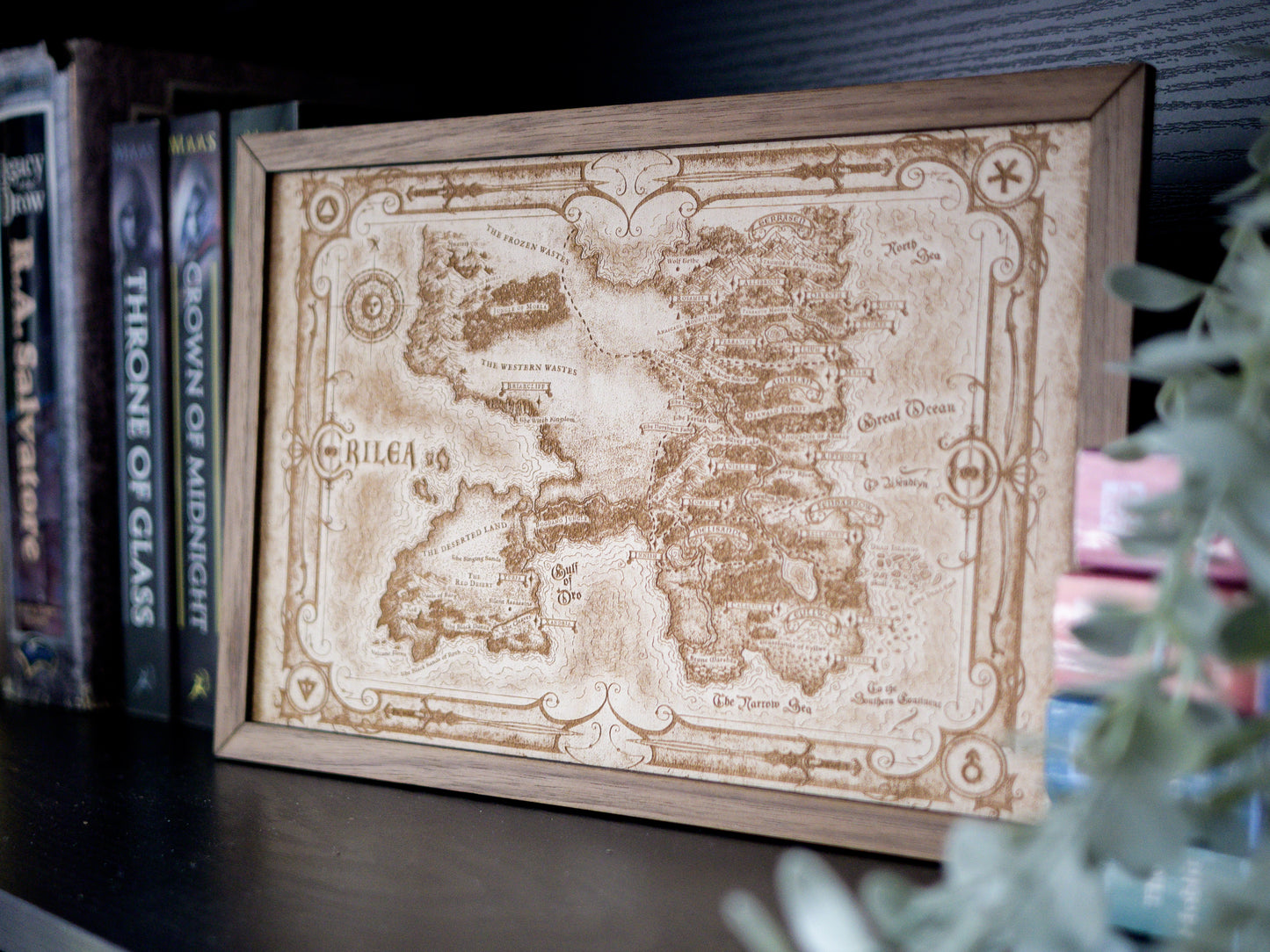 Throne of Glass: Erilea Wood Engraved Display Map