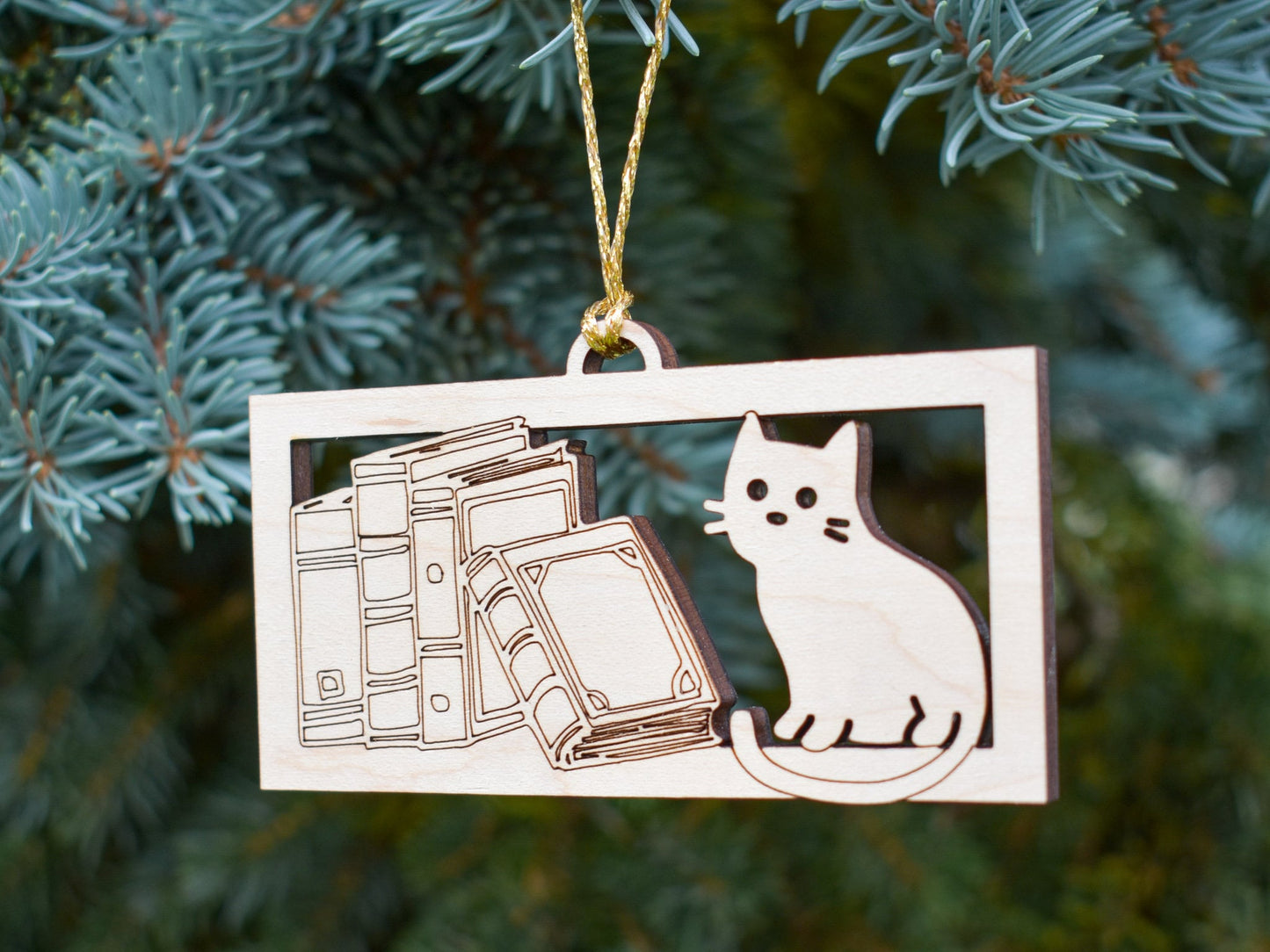 Books & Cat Ornament, Cat Lovers Gift, Book Lovers Gift Tag, Cat Christmas Ornament, Ornament for People Who Love Cats and Reading