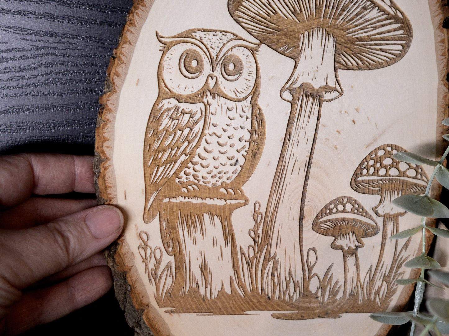 Owl Mushrooms Wood Art, Cottagecore Owl with Mushrooms Engraved on Basswood Oval with Live Edge (Copy)